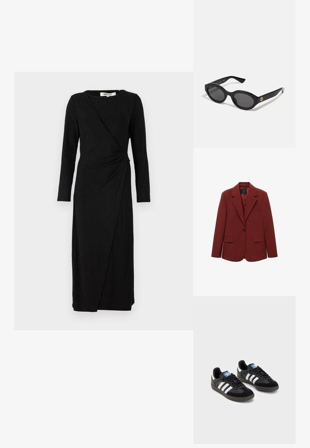 Czerwona strukturalna marynarka, zapięcie na jeden guzik, klapy z wycięciem, dwie przednie kieszenie, teksturowana tkanina oraz detal kieszonki na piersi.; Czarna sukienka z długim rękawem, charakteryzująca się fasonem kopertowym z skręconym węzłem w talii. Wykonana z miękkiej, teksturowanej tkaniny o długości midi.; Czarne sneakersy z zamszową i syntetyczną cholewką, wyposażone w trzy białe paski, teksturowaną gumową podeszwę oraz niebieską metkę z logo na języku.; Czarne okulary przeciwsłoneczne w owalnym kształcie z ciemnymi szkłami i błyszczącą plastikową oprawką. Posiadają złote logo na zausznniku, co nadaje im elegancki i nowoczesny wygląd.