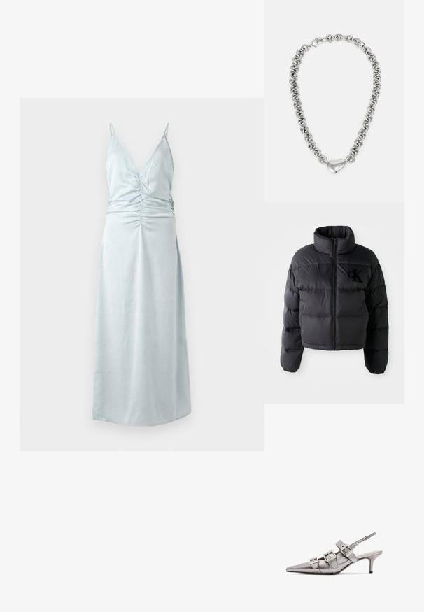 Jachetă puf închisă la culoare, design scurt cu guler înalt, având secțiuni quilted orizontale și fermoar frontal. Logo brodat pe piept.; Rochie bleu deschis, fără mâneci, cu decolteu adânc în V și detalii pliate la talie. Textură netedă, design lung până la podea.; Pantofii slingback metalici de culoare argintie, cu vârf ascuțit, prezintă trei curele late și catarame metalice pătrate. Textura lucioasă și toc subțire.; Colier din argint cu lanț format din inele rotunde interconectate și un accent în formă de inimă lustruit în centru. Include închizătoare sigură.