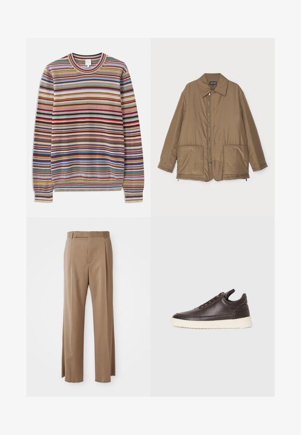 Hnědá zateplená bunda s límečkem, předním zipem, dvěma velkými kapsami a mírným leskem. Jednoduchý design s uvolněným střihem.; Pruhovaný svetr s kulatým výstřihem, vyrobený z texturované tkaniny s vícebarevnými horizontálními pruhy v červené, modré, žluté a hnědé.; Světle hnědé kalhoty na míru se rovnými nohavicemi, poutky na pásek, předním švem a skrytým zapínáním, položené na bílé pozadí.; Tmavě hnědé texturované kožené tenisky s šněrováním a bílou rýhovanou gumovou podrážkou na jednobarevném světlém pozadí.