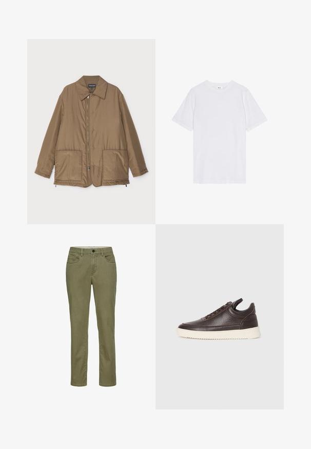 Braune gepolsterte Jacke mit Kragen, Reißverschluss vorne, zwei großen Taschen und leichter Glanz. Einfaches Design mit entspannter Passform.; Weißes T-Shirt, kurze Ärmel, Rundhals, aus Baumwolle, mit einer glatten Textur, geradem Saum und einem minimalistischen Design ohne Muster.; Olivgrüne, gerade geschnittene Hosen aus einem Baumwollmix. Mit einer Vorderknopfverschluss, fünf Taschen und kontrastierenden Nähten.; Dunkelbraune, strukturiert Leder-Sneaker mit Schnürung und weißer, gerippter Gummisohle vor einem schlichten, hellen Hintergrund.