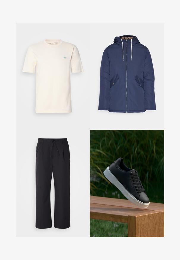 Laivasilkkinen vuorattu takki hupulla, jossa on etuvetoketju, kaksi nappikiinnityksellä varustettua sivutaskua ja valkoiset nyörit.; Kermanvärinen puuvillapaita, jossa on lyhyet hihat, pyöreä kaula-aukko ja pieni sininen emblem vasemmassa rinnassa. Pehmeä tuntuma ja rento istuvuus.; Löysät housut teksturoidusta mustasta kankaasta, jossa on narukiristysvyötärö, kahdella etutaskulla ja suoralla leikkauksella.; Musta nahkakengät, joissa on sileä pinta, valkoinen kumipohja ja kuusi aukkoa nauhoille, esillä puupinnalla.