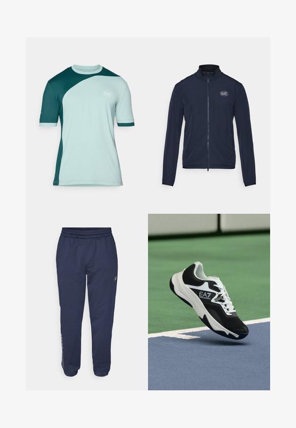 Mornarska zip-up jakna z visokim ovratnikom, izdelana iz gladkega materiala. Ima EA7 logo na prsih in elastične manšete na rokavih.; Kratka športna majica s kratkimi rokavi v svetlem meteoru in temno teal barvi. Ima poudarjeno obarvano zasnovo s krožnim ovratnikom ter logotip EA7 na prsih.; Temno modri trenirki iz mehkega blaga, s pasa na vrvico, stranskimi žepi in natisnjenim logotipom vzdolž leve noge.; Črno-beli čevelj EA7 Emporio Armani, ki visi nad modrimi in zelenimi linijami teniškega igrišča.