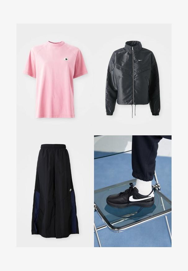 Schwarze, verkürzte Jacke mit hohem Kragen, Reißverschluss, Elastan-Ärmeln und einem weißen Nike-Logo. Glattes, glänzendes Material mit leicht strukturiertem Oberflächeneffekt.; Rosa Baumwoll-T-Shirt mit Rundhalsausschnitt und kurzen Ärmeln. Verfügt über ein kleines quadratisches Logopatch auf der linken Brustseite. Geschmeidige Textur.; Schwarze weit geschnittene Hose aus leichtem Stoff, mit einem dunkelblauen Seitenpanel und einem elastischen Bund. Kleines weißes Logo am unteren Ende.; Schwarze Nike-Sneaker mit weißen Akzenten, die über eine glatte Ledertextur, ein Schnürdesign und eine abgerundete Zehenform verfügen, platziert auf einem Glasstuhl.