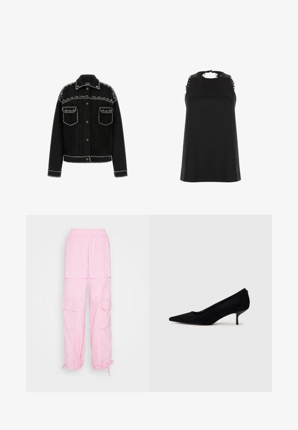 Zwarte spijkerjack met zilveren studs langs de schouders, zakken en zoom. Het heeft een klassieke kraag en een knoopsluiting aan de voorkant.; Zwarte mouwloze top met een hoge halslijn, met rafelige kantaccenten op de schouders en een gladde, zachte textuur.; Roze cargobroek met een elastische tailleband, verstelbare boorden, en meerdere zijzakken, gemaakt van lichtgewicht, gestructureerde stof.; Zwarte suède hoge hak met een spitse neus en een slanke, lage hak. Gladde textuur met een strakke vormgeving, zonder zichtbare hardware.