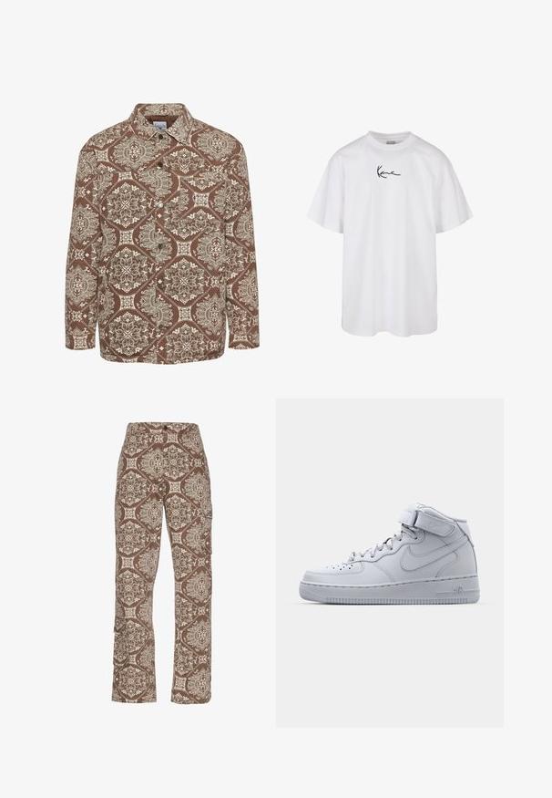 Ruda raštuota marškiniai su sudėtingais baltais raštais, su mygtukų užsegimu priekyje ir apykakle. Pagaminti iš tekstūruoto audinio, su ilgomis rankovėmis.; Balta medvilninė marškinėliai su apvalia iškirpte ir trumpomis rankovėmis, centre krūtinėje turi juodą siuvinėtą logotipą.; Rudos raštuoti cargo džinsai su sudėtingais grietinės ir šviesiai rudos spalvos raštais, turi šonines kišenes ir laisvą siluetą.; Aukšti pilki Nike Air Force 1 sportbačiai su odiniu viršumi, paminkštintu apykakle ir Velcro dirželiu. Ikoniškas dizainas pasižymi perforuota pirštų dėvės dalimi.