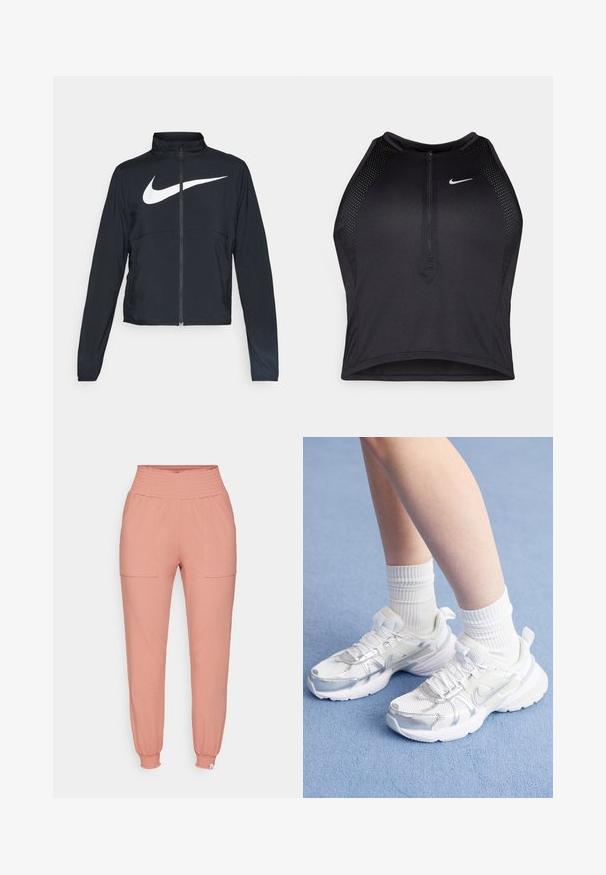 Zwarte sportjas met volledige rits, hoge kraag, lange mouwen en groot wit Nike swoosh-logo op de borst.; Zwarte atletische crop top met een rits aan de voorkant, mesh accenten en een aansluitend ontwerp. Gemaakt van rekbare, ademende stof. Nike-logo aan de voorkant.; Roze joggingsbroek van zacht materiaal. Beschikt over een gerimpelde tailleband, twee voorzakken en taps toelopende boorden bij de enkels.; Witte sportschoenen met gaas en synthetische overlays, voorzien van een zilveren Nike swoosh, gecombineerd met ribbelige witte sokken op een blauwe ondergrond.