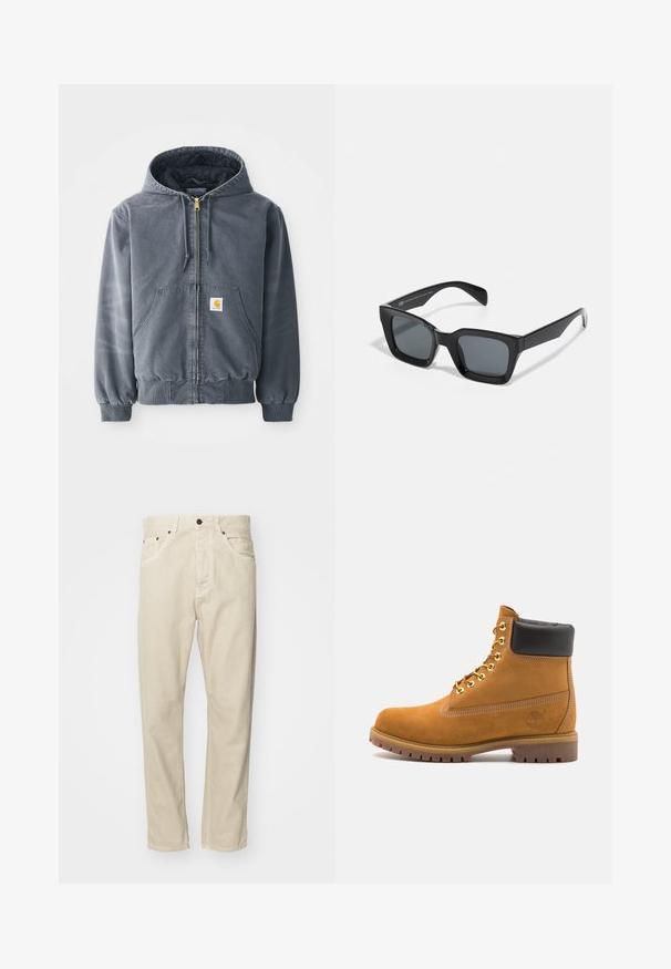 Szara bluza z kapturem, z suwakiem z przodu, dwiema dużymi kieszeniami, ściągaczami przy mankietach i naszywką z logiem na lewej kieszeni. Wykonana z trwałego materiału.; Biała bluza z kapturem, z dużym nadrukiem w formie identyfikatora w kolorach niebieskim, żółtym i czarnym, z kieszenią z przodu i ściągaczem na kapturze.; Beżowe, bawełniane spodnie o prostym kroju, z pięcioma kieszeniami i metalowymi akcentami. Gładka tekstura z minimalną ilością szwów.; Beżowe zamszowe botki sięgające kostki z czarną wyściełaną krawędzią, złotymi oczkami, białymi detalami szycia oraz wytrzymałą gumową podeszwą z wyraźnym bieżnikiem.; Czarne prostokątne okulary przeciwsłoneczne z ciemnymi soczewkami. Plastikowa oprawka o błyszczącym wykończeniu, z szerokim mostkiem i lekko zwężającymi się ramionami.