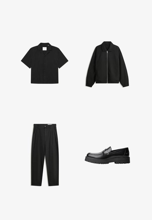 Musta takki, joka on valmistettu teksturoidusta kankaasta ja jossa on koko etuvetoketju, kaulus ja joustavat hihansuut. Takissa on rento istuvuus ja sivutaskut.; Mustapaitainen lyhythihainen paita, jossa nappikiinnitys, tasainen kaulus, sileä pinta ja hienovarainen kuvio kankaassa. Sisällä on merkki "LES DEUX".; Mustat puuvillahousut rentoa mallia, joissa on klassinen vyötärö, etukangastukset ja sivutaskut. Sileä pinta ilman kuvioita.; Musta nahkainen loaferi, jossa on paksu urheilupohja ja koristeellinen hihna yläpääkkeellä, esitettynä vasemman sivuprofiilin kuvassa valkoista taustaa vasten.