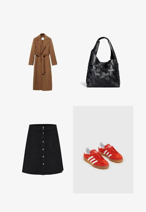 Dlhý hnedý vlnený kabát s výstrihom do "V", dlhými rukávmi a opaskom na viazanie. Obsahuje priliehavý strih a hladkú textúru.; Čierny skrátený sveter s vysokým rolákom, rebrovanou textúrou a širokými rukávmi. Vyrobený z mäkkého pleteného materiálu. Jednoduchý dizajn bez vzorov.; Čierna sukňa v A-strihu z textilného materiálu, s predným zapínaním na gombíky, dvoma bočnými vreckami a dĺžkou po kolená.; Červené semišové tenisky s bielymi pruhmi, gumovou podrážkou, vypolstrovaným golierom a logom na jazyku. Klasický dizajn s textúrovaným zvrškom.; Čierna kožená tkaná taška s voľným tvarom a širokým ramenným popruhom. Disponuje textúrovaným, prepleteným dizajnom s hladkým povrchom.