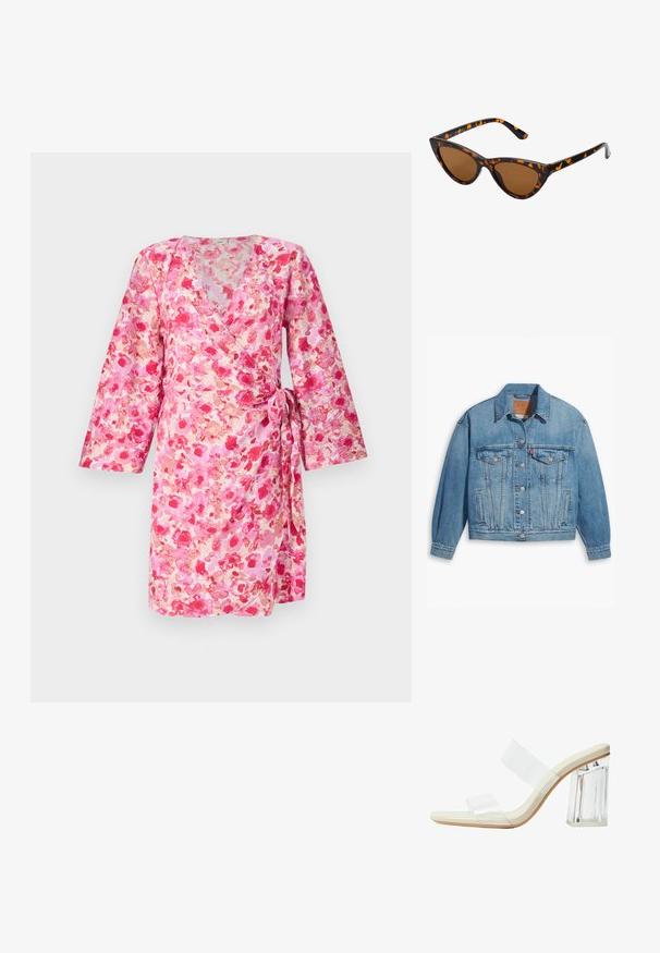 Svijetloplavi traper jakna s klasičnim dizajnom, dugmadi sprijeda i dva džepa na prsima. Ima oštar ovratnik i malo prevelike rukave.; Roza cvetna obleka z dolgimi rokavi, izdelana iz lahkotnega materiala, z vezalcem na pasu in globokim V-izrezom.; Sandelice s prozornimi petami, ki imajo prozorne trakove, bež podplat in masiven prozoren blokasti pet. Elegantna in gladka zasnova z minimalističnim estetskim pristopom.; Mačje oči sončna očala z okvirom v črno-oranžni želvej ohišji, rjavimi lečami in elegantnimi, ostrimi konicami. Imajo minimalistični logo na ročaju.