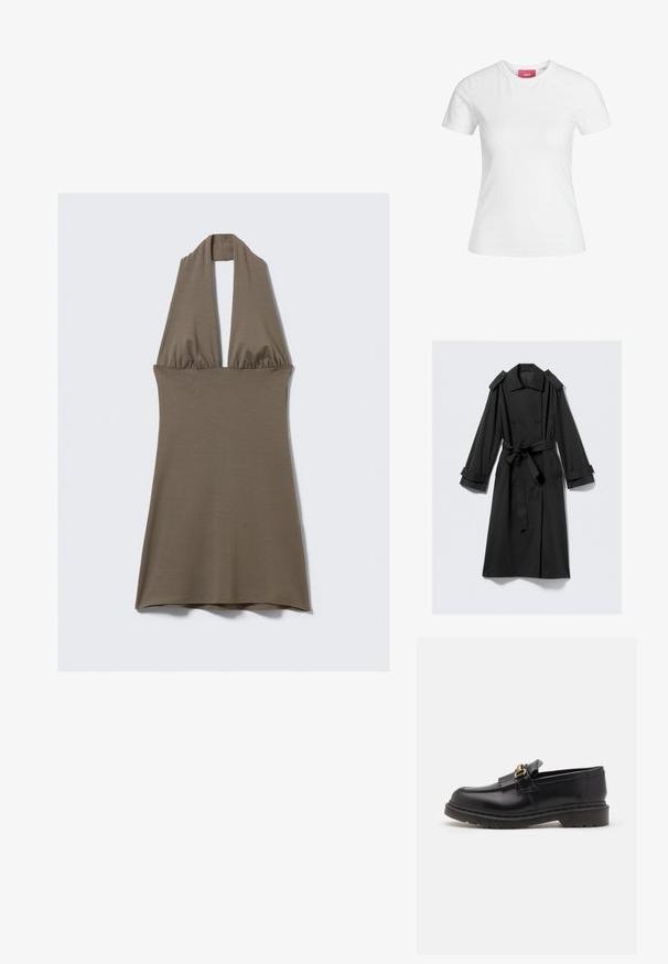 Schwarzer knöchellanger Trenchcoat aus glattem Stoff. Verfügt über eine doppelte Knopfreihe, breite Revers, Schulterklappen und einen Bindegürtel.; Halterneck-Kleid in Olivgrün, aus weichem, dehnbarem Material. Verfügt über eine geraffte Taille und einen schwingenden Rock mit einer glatten Textur.; Weißes Baumwoll-T-Shirt mit kurzen Ärmeln und einem runden Ausschnitt. Verfügt über ein pinkes Etikett am inneren Hals. Glatte Textur.; Schwarze Lederloafers mit runder Zehenform, dekorativem Fransenbesatz und goldenen Hardware-Akzenten. Dicke Gummisohle für zusätzlichen Halt und Strapazierfähigkeit.; Braune Leder-Umhängetasche mit geräumigem Design. Verfügt über eine glatte Textur und ein dezentes Goldenes Logo. Kombiniert mit einem cremefarbenen Strickpullover.