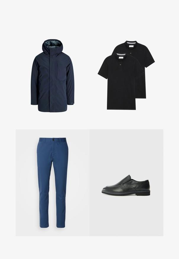 Námořnická vodotěsná bunda s vysokým límcem, nastavitelnou kapucí a náprsní kapsou. Hladký vnější povrch a podšívka pro tepelnou izolaci.; Dvě černé polokošile s krátkým rukávem z bavlny, s klasickým límcem, dvouknoflíkovou légou a bílými pruhovanými akcenty uvnitř límce.; Námořnické modré kvalitní bavlněné chinos kalhoty s úzkým střihem; mají standardní pas, přední kapsy a jednořadé zapínání na knoflík. Hladká textura.; Černá kožená nazouvací bota s hladkým svrškem, prošívanými detaily, zaoblenou špičkou a nízkým gumovým podpatkem. Podešev má minimální vzorek.
