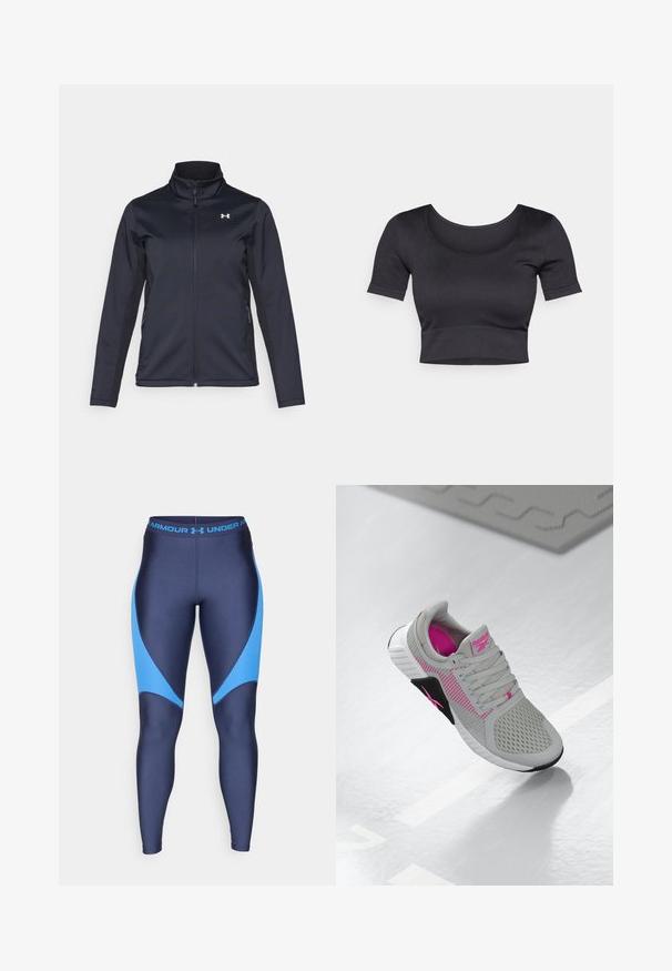 Námořnická větrovka s vysokým límcem, plným předním zipem a bočními kapsami. Vyrobena z lehké, strukturované látky s logem značky.; Černý žebrovaný top s krátkými rukávy, širokým kulatým výstřihem a přiléhavým lemem na spodní části. Měkká textura, neformální design.; Námořnické legíny s světle modrými akcenty, vyrobené z hladké, elastické tkaniny. Mají široký pas a logo značky v modré barvě.; Šedé a růžové sportovní tenisky Reebok s síťovaným svrškem a detailní podrážkou, vystavené na reflexním bílém povrchu.
