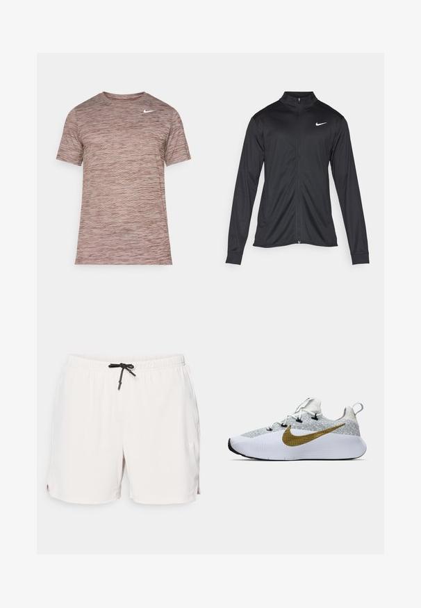 Juodas sportinis švarkas su ilgomis rankovėmis, apykakle ir pilnu užtrauktuku. Yra subtilus baltas Nike logotipas kairėje krūtinės pusėje. Lygus tekstūra.; Trumpas rankovėmis sportinis marškinėliai, šviesiai rudame margame rašte, su apvaliu kaklu ir nemažu baltu "Nike" šauktuku ant krūtinės.; Šviesiai smėlio spalvos sportinės šortai su tekstūruota medžiaga, elastinga juosmens juosta ir juodais raišteliais. Su šoninėmis kišenėmis.; Balti ir pilki bėgimo batai su tekstūruotu viršumi, didelis auksinis Nike swoosh šone, juodi aklų įvijai, baltas padas ir kilpos užkulnyje.