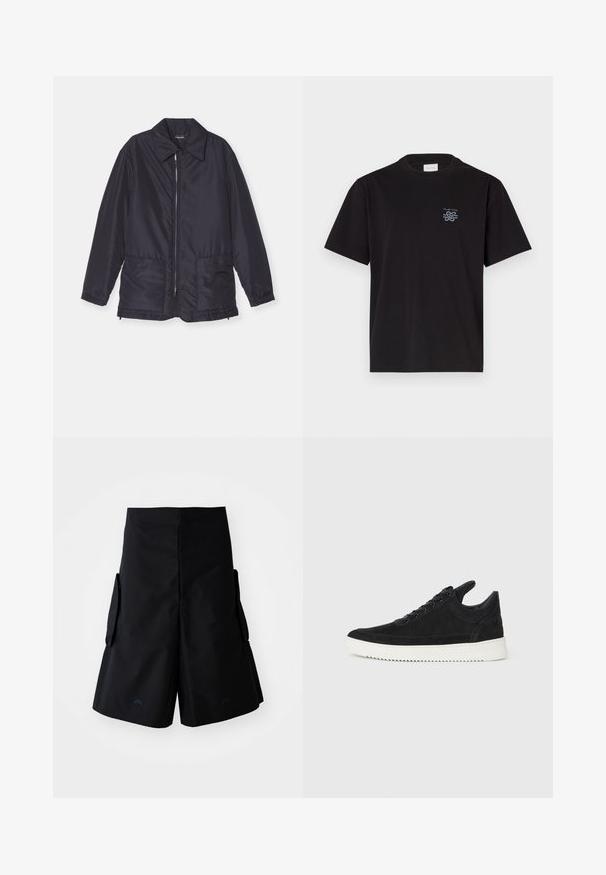 Tummansininen vuorattu takki, kevyt, edessä vetoketjulla, kaksi etutaskua ja kaulus. Tasainen pinta, joustavat hihansuut ja helma.; Mustikka puuvillapaita, jossa on pyöreä kaula-aukko ja lyhyet hihat. Vasemmassa rinnassa pieni sininen logo. Yksinkertainen, suora leikkaus.; A-COLD-WALL* FORM SHORT - Shortsit - black onyx; Mustat mokkasiinikenkiä valkoisella kumipohjalla, jossa on sävy sävyyn ompelu ja nauhakiinnitys. Sujuva pinta ja moderni, virtaviivainen muoto.