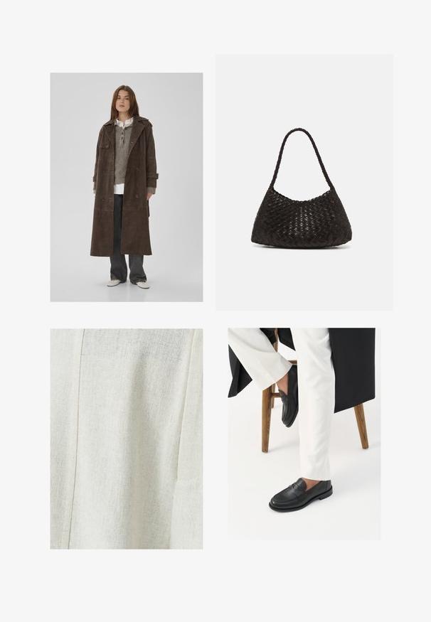 Hnědý semišový plášť do deště s dvojitým zapínáním, velkými knoflíky, ramenními vycpávkami a širokými rukávy, vrstvený přes šedý pletený svetr.; Bílé bavlněné tričko s krátkými rukávy, kulatým výstřihem a hladkou texturou. Zadní strana je jednoduchá bez dalších vzorů nebo designů.; Jasně béžová lněná tkanina s texturovaným vzorem, s detailem švu a kapsou po straně. Hladký povrch s jemným tkaním.; Černé kožené mokasíny s hladkým povrchem a širokým detailem pásku, nošeny s bílými elegantními kalhotami. Podpatek má plochý design.; DRAGON DIFFUSION ROSANNA - Kabelka - dark brown; Zlaté náušnice ve tvaru uzlů s vířivým designem, které mají hladký, lesklý povrch a zaoblený tvar.
