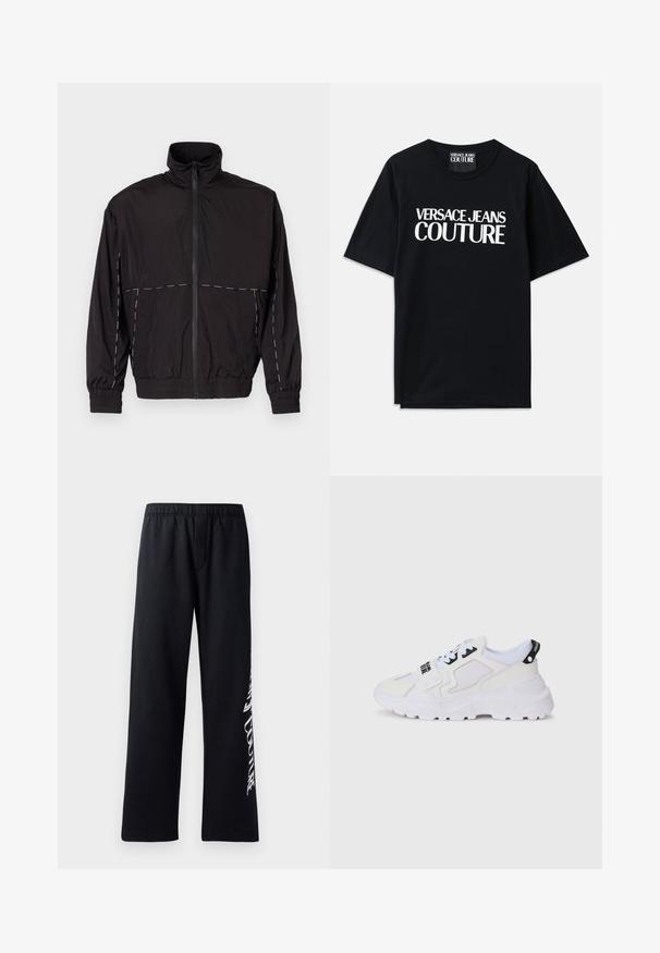 Svart lättviktsjacka med hög krage och dragkedjestängning. Har vita sömnadsdetaljer på axlarna och ärmarna. Elastiska muddar.; Svart bomullströja med korta ärmar som har stor vit text "VERSACE JEANS COUTURE" på framsidan. Klassisk rundad halsringning.; Svarta bomullsoveraller med elastisk midja, vida ben och ett vitt grafiskt tryck på vänster ben. Slät textur och avslappnad design.; Vita sportskor med meshtopp, tjock sula och svarta detaljer med tryckt varumärke. Texturerad och strukturerad design.