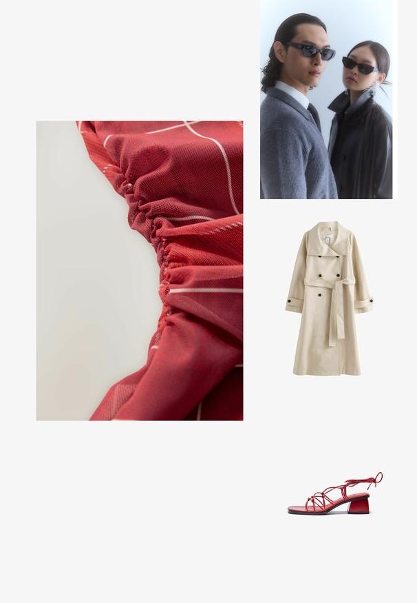 Beige Trenchcoat mit doppelreihigem Design, großem Kragen, schwarzen Knöpfen und einem passenden Gürtel in der Taille. Glattes, leichtes Material.; Roter, strukturierter Stoff mit gerafften Details und weißen Linienmustern, der ein glattes und leicht glänzendes Aussehen zeigt.; Rote Sandalen mit Absatz aus glänzenden Materialien. Sie verfügen über eine quadratische Zehenpartie, ein aufwendiges Riemchen-Design und einen klobigen Blockabsatz.; Sonnenbrille mit eckigen schwarzen Rahmen, getragen von einem Modell mit einem grauen Pullover, der ein strukturiertes Strickmuster zeigt, sowie einer schwarzen Lederjacke, die von einem anderen Modell getragen wird.