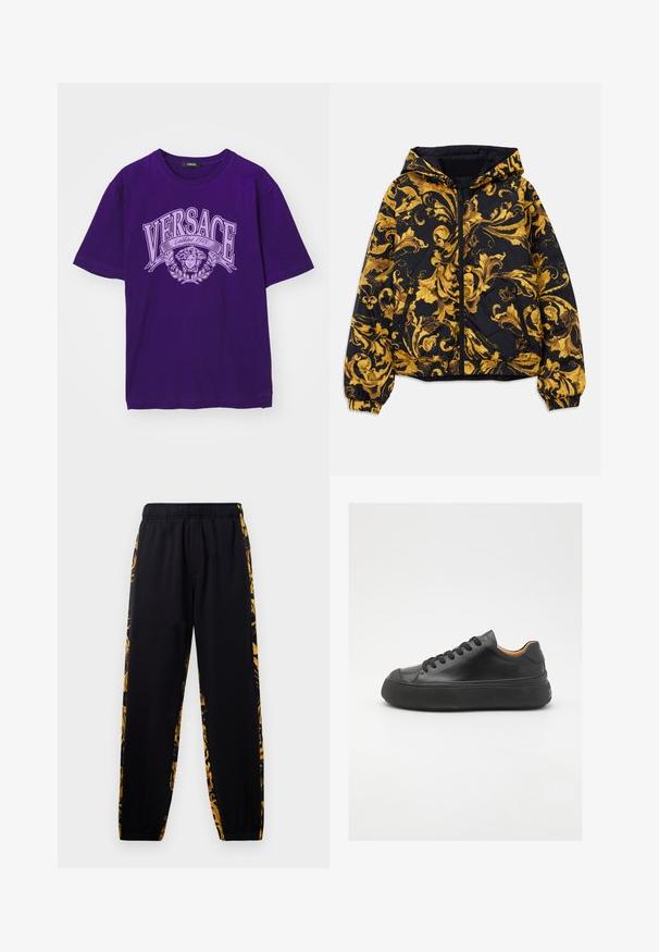 Čierna kapucňová bunda s kultivovanými barokovými zlatými kvetinovými vzormi a predným zipsom, elastickými manžetami a bočnými vreckami na zips.; Fialová krátkorpásková tričko s veľkým textom "VERSACE Established 1978" a logom hlavy Medúzy v svetlofialovej farbe na prednej časti.; Čierne teplákové nohavice s elastickým pásom a manžetami, s bočnými panelmi so zlatým a čiernym kvetinovým vzorom.; Čierne kožené tenisky s okrúhlou špičkou, šnurovaním vpredu, hladkou textúrou, hrubou gumovou podrážkou a kontrastným béžovým interiérom.
