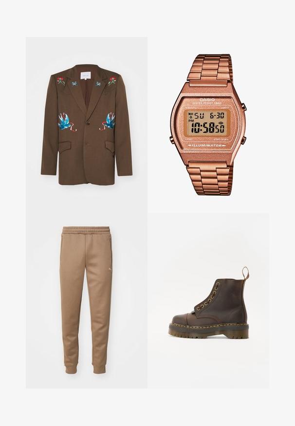 Sister Jane LILIAN EMBROIDERED UNISEX - Blejzr - brown; Hnědý rolák z měkké tkaniny, s dlouhými rukávy, žebrovanými manžetami a přiléhavým střihem bez viditelných vzorů.; Hnědé tepláky s elastickým páskem, bočními kapsami a žebrovanými manžetami. Měkká látka s jemným logem na horní části nohavice.; Hnědá kožená kotníková bota s kulatou špičkou, kontrastním žlutým švem, dekorativními kovovými očky a drážkovanou gumovou podrážkou.; Digitální hodinky Casio s kovovým řemínkem v růžovém zlatě, obdélníkovým pouzdrem, podsvíceným displejem a vodotěsností, zobrazující čas a datum.