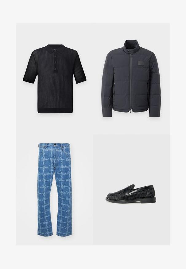 Zwarte pufferjack met een hoge kraag, gewatteerde textuur en een rits aan de voorkant. Beschikt over een klein logo-opdruk op de linkerborst en zijzakken.; Zwarte polo met korte mouwen, geribbelde textuur en een effen zwarte kraag. Voorzien van drie knopen aan de voorkant en een getailleerde zoom.; Blauwe denim jeans met een recht gesneden pijp, voorzien van een herhaald "Vivienne Westwood" tekstpatroon in het wit. Klassiek vijf-pocketontwerp.; Zwartegeweven instap schoenen met een glad leren accent aan de bovenkant, een ronde neusontwerp en een laag profiel rubberen zool.