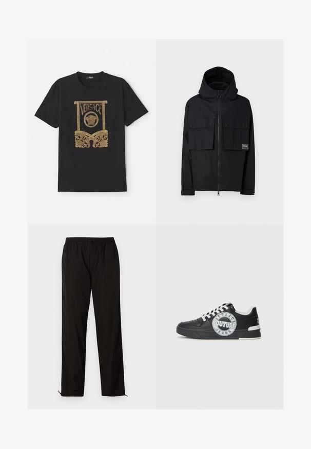 Černá voděodolná bunda s kapucí, zipem vpředu, dvěma velkými kapsami na hrudi a logem. Má volný střih a nastavitelné manžety.; Černé bavlněné tričko s grafikou zlatých flitrů, která zobrazuje logo "Versace" a zdobné vzory na spodní straně a po stranách.; Černé lehké kalhoty s elastickým pasem, stahovací šňůrkou a zipovými nohavicemi pro nastavitelný střih. Hladká, elegantní textura.; Černé kožené tenisky s bílými akcenty, kulatými detaily loga, perforovanou špičkou a kontrastní podešví. Obsahují bílé tkaničky a branding.