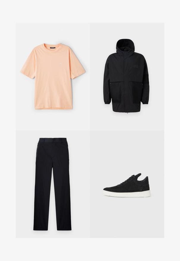 Fekete kapucnis dzseki, könnyű anyagból készült, hálós panelek, elülső cipzár és állítható illeszkedést biztosító rugalmas mandzsetták jellemzik.; Rövid ujjú, pehellyel színezett pamut póló, kerek nyakú, a bal mellkas részen egy kis fehér logóval.; Fekete nadrág könnyű, textúrált anyagból, egyenes szárú kialakítással, rugalmas derékpánttal és oldalsó cipzáras zsebekkel.; Fekete nubuk sportcipő fehér gumitalppal, tónusos varrással és fűzős kialakítással. Simák a textúrája, modern, letisztult formával rendelkezik.