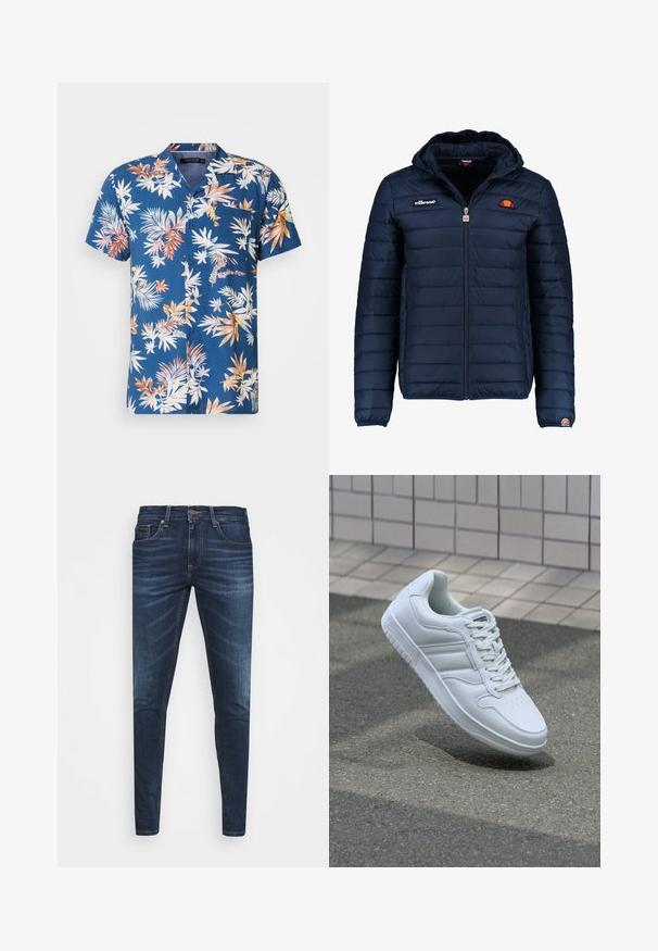 Marineblå puffjakke med hette, glidelås, kanalsøm og logoaksenter på brystet og ermet. Mykt, teksturert stoff.; Kortermet skjorte med knapper i marinblått med flerfargede tropiske bladmønstre. Har en brystlomme, lett stoff og avslappet passform.; Mørkeblå denimjeans med smal passform, subtil falming, fem lommer og metallknaplukking. Sømmer i kontrastfarge.; Hvit atletisk sneaker med glatt skinnoverside, snøring foran, perforert tå og mønstrets såle. Minimalistisk design med tre side-striper.