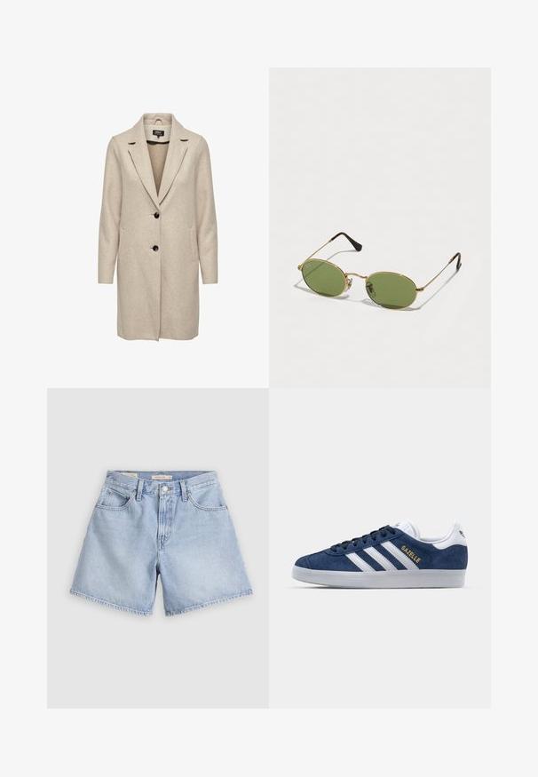 Beige wollen blend jas met een op maat gemaakt ontwerp, notch revers, drie zwarte knopen en twee voorzakken. Lange mouwen en middellange snit.; Lichtblauwe blouse van glanzende stof, met een klassieke kraag, knoopsluiting aan de voorkant, puffen mouwen en een gelaagde, gerimpelde zoom.; Lichtblauwe denimshorts. Hoge taille met vier zakken, een knoopsluiting aan de voorkant en ruwe zoomranden. De stof lijkt zacht met een verweerde afwerking.; Marineblauwe suède sneakers met witte leren accenten, drie witte strepen en een gouden "Gazelle" logo. Ronde rubberen zool, low-top ontwerp.; Ovale zonnebrillen met groene glazen, gouden metalen frame en donkerbruin plastic uiteinden. Lichtgewicht met zichtbaar Ray-Ban-logo op één glas.; Roségouden ketting met een zwaan hanger, versierd met heldere kristallen. De ketting heeft een verfijnd schakeldesign.