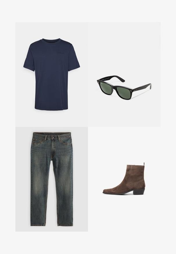 Rjava platnena jakna z zlatim zadrgo, žametnim ovratnikom, levim žepom na prsih s logotipom in stranskima žepoma s skritima zadrgama.; Majica iz navadne bombažne tkanine v temno modri barvi s kratkimi rokavi, ki ima subtilen reliefni logotip na prsih in ravno obrobo.; Modri jeans z ravnimi hlačnicami, ki imajo klasičen pet-pocket stil, poudarjene šive in rahlo zbledel videz.; Rjavi nubuk škornji do gležnjev s koničastim nosom, nizko blok peta in zanko na zadnji strani za lažje obuvanje. Gladka tekstura in preprost dizajn.; Črne plastične sončna očala z zelenimi lečami, kvadratni okvirji, srebrni detajl na obrvi in teksturirani ročaji. Blagovna znamka navedena na notranji strani ročaja.