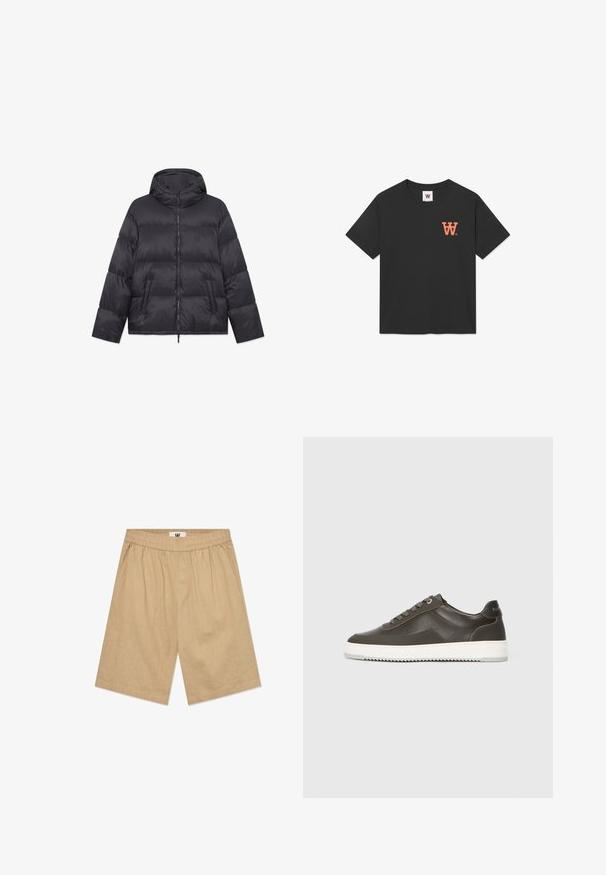 Puhasta jakna iz črnega najlona, z kapuco, zadrgo in dvema sprednjima žepoma z pikčastim vzorcem ter teksturirano, oblazinjeno površino.; Črna bombažna majica s kratkimi rokavi, okroglo ovratnikom in oranžnim logotipom "W" na levem prsnem delu. Mehek in gladek na otip.; Bež bombažne kratke hlače z elastičnim pasom, dvema stranskima žepoma in sproščenim krojem. Tkanina ima rahlo teksturo.; Temno sivi usnjeni športni copat z gladko teksturo, bel gumijast podplat, ravne vezalke in subtilni logotip na peti. Nizka zasnova.