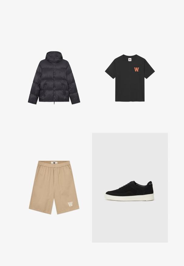 Musternahk, mille on kapuuts, lukuga sulgemine ja kaks eesmist taskut, millel on tikitud muster ja tekstureeritud, pehme viimistlus.; Must alus T-särk, millel on lühikesed varrukad, ümmargune kaelus ja vasakul rinna kohal oranž "W" logo. Pehme ja siledat tekstuuri.; Kergedest beezidest lühikesed püksid elastse vöökoha, küljetaskute ja valge logo aktsendiga vasakul alajala osal.; Mustad suede jooksujalatsid, millel on paelad ja kontrastne valge kummitald. Omab tekstuuriga külgpaneele ja tagasihoidlikku brändimist kandadel.