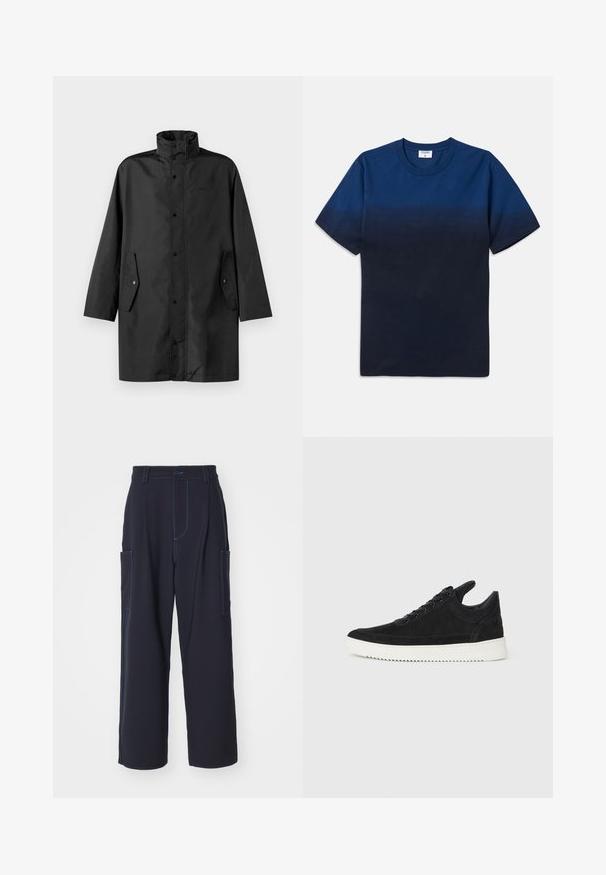 Černý nepromokavý kabát s vysokým límcem, patentkami a bočními kapsami. Hladká látka s uvolněným, rovně střiženým designem.; Námořnická modrá bavlněná tričko s kulatým výstřihem, krátkými rukávy a jemným gradientním designem přecházejícím od světlých do tmavších odstínů.; Námořnické cargo kalhoty s modrým prošitím, pružným pasem, dvěma bočními kapsami, rovným střihem a měkkou texturou materiálu.; Černé semišové tenisky s bílou gumovou podrážkou, s tónovým prošitím a šněrováním. Hladký povrch s moderním, aerodynamickým tvarem.