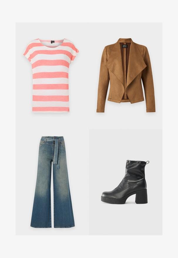 Hnědá suede bunda s volným předním dílem, dlouhými rukávy a přizpůsobeným střihem. Disponuje širokým límcem a čistým, otevřeným designem.; Pruhované tričko s korálovými a bílými vodorovnými pruhy, kulatým výstřihem a krátkými rukávy. Vyrobeno z lehkého, strukturovaného materiálu.; Džínové kalhoty širokého střihu s přechodem od světlé k tmavě modré, vysokým pasem, poutky na opasek a odpovídajícím opaskem ze stejného materiálu. Texturovaná džínovina.; Černé kotníkové boty vyrobené z hladké kůže, s bočním zipem, robustním strukturovaným podpatkem a kulatou špičkou.