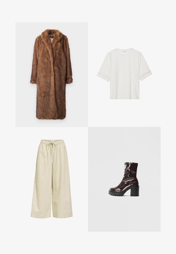 Cappotto in ecopelliccia marrone con superficie morbida e testurizzata. Presenta un colletto a scialle e un'apertura frontale, arrivando all'altezza del ginocchio con maniche lunghe.; T-shirt bianco a maniche corte in cotone, con bordi in pizzo decorativi lungo le maniche e scollo rotondo.; Pantaloni beige a gamba larga realizzati in tessuto leggero, con un elastico in vita e cordoncino, e tasche laterali. Finitura texturizzata.; Stivale alla caviglia bordeaux lucido con un tacco spesso nero, caratterizzato da una superficie liscia e un design semplice. Nessuna chiusura visibile o motivo.