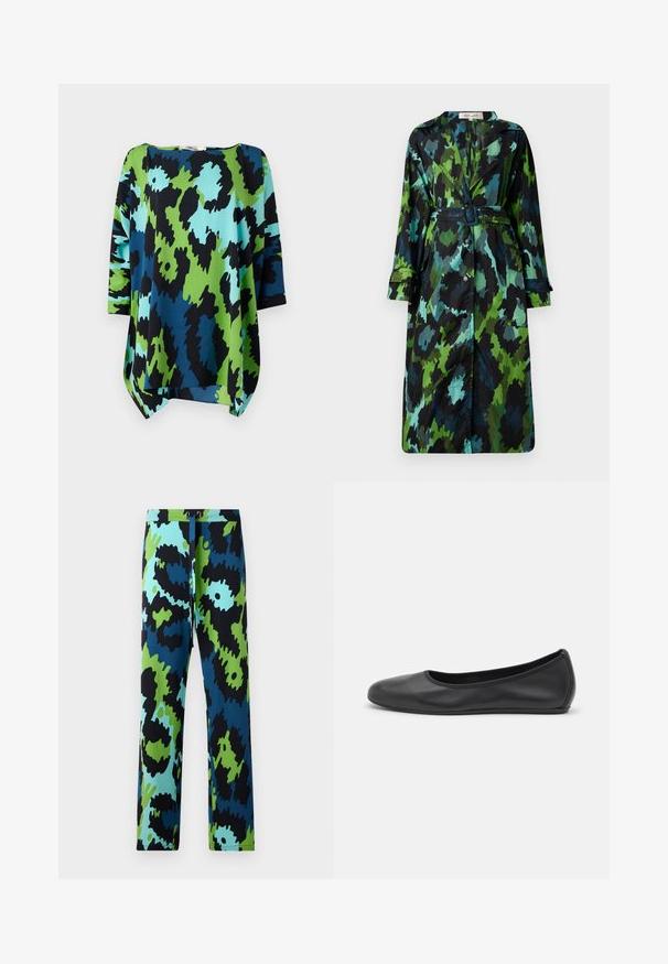Trench coat lungo e leggero con un motivo camouflage verde e nero, vita con cintura, chiusura a bottoni e vestibilità comoda con grandi tasche.; Blusa ampia con un audace motivo astratto in blu, verde e nero. Realizzata in tessuto morbido con scollatura tonda e maniche a tre quarti.; Pantaloni multicolore con un audace motivo astratto in nero, blu e verde. Realizzati in tessuto morbido con vita regolabile.; Pantofole da balletto nere in pelle con punta arrotondata, texture liscia, dettagli di cucitura minimi e design con suola flessibile.