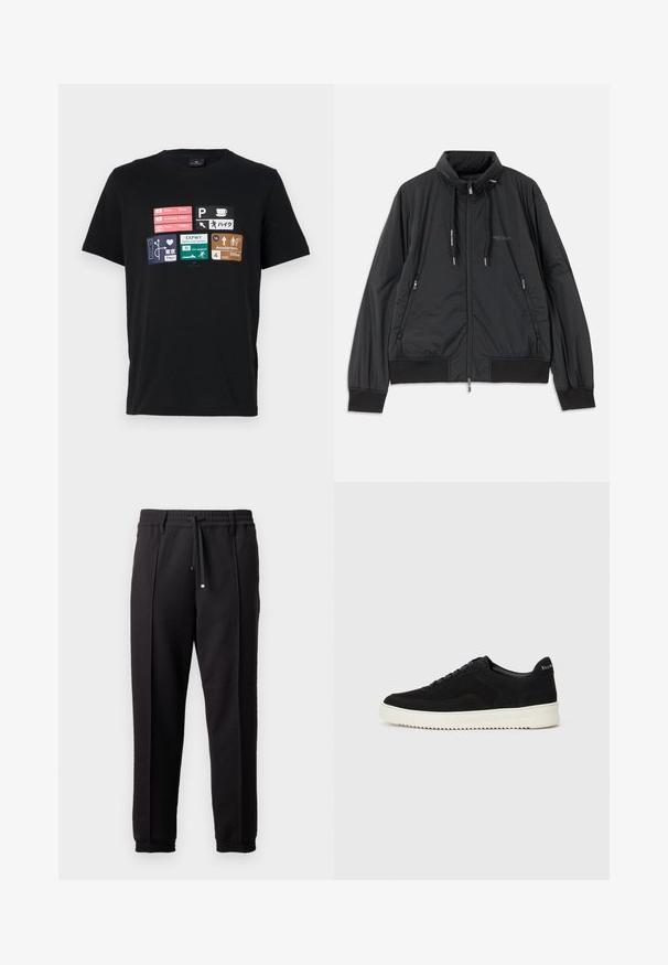 Casaco leve preto com fecho frontal e gola alta, bolsos laterais com fecho, cordões, punhos canelados e logótipo da Armani Exchange no peito.; T-shirt de algodão preto com gráficos de sinalização de viagem em várias cores, incluindo nomes de cidades e indicadores de distância.; Calças pretas com uma cinta na cintura, cordão ajustável e punhos elásticos. Apresenta pregas e um tecido liso e texturizado.; Sapatilhas de camurça pretas com design de atacadores e sola de borracha branca em contraste. Apresenta painéis laterais texturizados e uma marcação discreta no calcanhar.