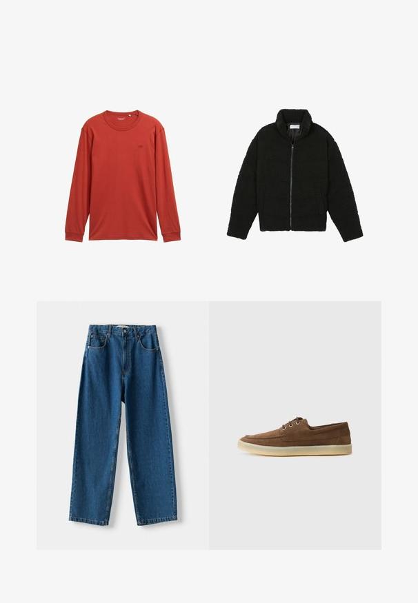 Schwarze Kunstpelzjacke mit hohem Kragen, Reißverschluss, elastischen Bündchen und gestepptem Design. Verfügt über seitliche Taschen und eine weiche Textur.; Langärmliges T-Shirt in gedämpftem Rot, aus weichem Stoff gefertigt. Hat einen Rundhalsausschnitt und ein kleines Logo auf der Brust. Reguläre Passform.; Blaue Denim-Hochbundjeans mit geradem Bein, ausgestattet mit einem Knopf- und Reißverschluss, fünf Taschen und Kontrastnähten.; Braune Wildlederschuhe mit niedriger Profilhöhe, Schnürdesign, Gummisohle und kontrastierenden Nähdetails. Schlichtes und funktionales Design.