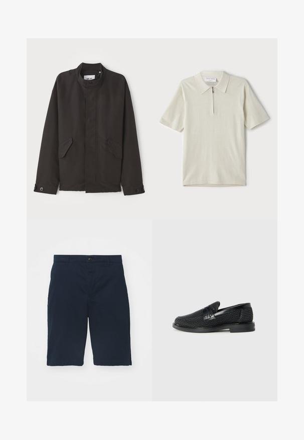 NN.07 SOPHUS czarny; Koszulka polo z krótkim rękawem w jasnym beżu z zamkiem przy kołnierzu. Wykonana z gładkiej tkaniny, charakteryzuje się prostym, nowoczesnym wzornictwem bez wzorów.; Granatowe szorty wykonane z bawełny, z płaskim przodem, zapięciem na guziki i bocznymi kieszeniami. Długość do kolan, o gładkiej fakturze i czystych szwach.; Czarny, pleciony but wsuwany z gładkim skórzanym akcentem na cholewce, o okrągłym nosku i niskoprofilowej gumowej podeszwie.