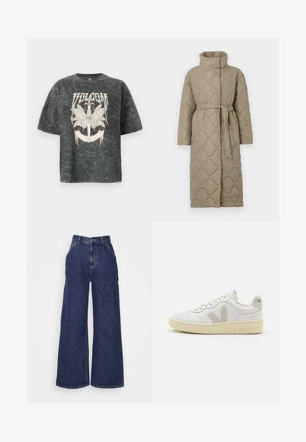 Lange taupe gekwiltde jas met hoge kraag en bijpassende stoffen riem die om de taille is geknoopt, met golfpatroon stiksel over het geheel.; Volcom VOLTRIP TEE - T-shirt print - vintage black; Brede denim jeans in donkerblauw, met een hoge taille, zijzakken en een ritssluiting met een metalen knop. Gladde textuur en klassiek ontwerp.; Witte leren sneaker met beige suède accenten, geperforeerde neus, platte veters en een gestructureerde crèmekleurige zool. Heeft subtiele branding op de hak.