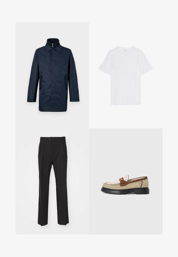Marinblå, vattentät kappa med krage, framknäppning och två sidofickor. Slät textur, långa ärmar och skräddarsydd passform.; Vit t-shirt, korta ärmar, rund halsringning, tillverkad av bomull, har en jämn textur, rak nederkant och en minimalistisk design utan mönster.; Svarta skräddarsydda byxor med rak ben-design, två framfickor och dubbelknäppning i midjan. Slätt tyg.; Loafer med beige, ljusrosa och bruna mocka paneler, accentuerad med ett guldmetallspänne och tjock sula i svart gummi med mönstrad sula.