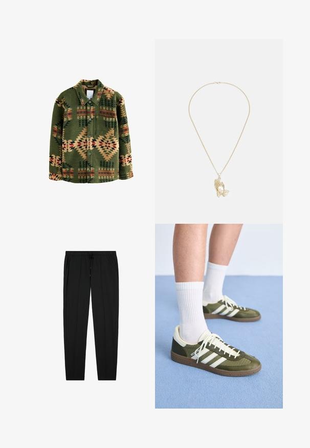 Zelená vzorovaná košile s bundou, prezentující geometrické vzory v červené, béžové a tmavě zelené barvě; vyrobená z měkké látky; obsahuje knoflíky a náprsní kapsu.; Krátký rukáv tričko ve světle hnědé barvě, vyrobené z měkké tkaniny, s kulatým výstřihem a volným střihem, bez viditelných vzorů nebo akcentů.; Černé elastické kalhoty v pase se stahovací šňůrkou, které mají boční kapsy a hladký povrch, navržené se střihem rovného nohavice.; Zelené a béžové sportovní boty se třemi bílými pruhy, texturovaný materiál, gumová podrážka, ve spojení s bílými kotníkovými ponožkami na modrém povrchu.; Zlatý náhrdelník s uzávěrem, na kterém je přívěsek v podobě spojených rukou s podrobně zpracovanými rýhami a texturovaným povrchem.