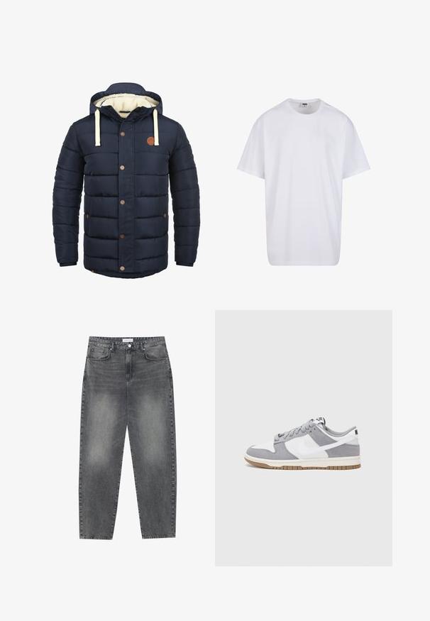 Sötétkék színű, kapucnival ellátott szigetelt dzseki, krémszínű díszítésekkel, patentos gombokkal és polár bélésével. Párnázott kialakítás oldalzsebekkel.; Fehér pamut póló rövid ujjal, kerek nyakú, laza szabású, és nincsenek látható logók vagy minták. Simább textúra és minimalista dizájn.; Magasan szabott, bővebb szabású farmernadrág fakó fekete denim anyagban. Öt zsebbel, övhurkokkal és tiszta, egyenes lábszár dizájnnal rendelkezik.; Szürke és fehér sportcipő, velúr és bőr felsőrésszel, kerek orral, lapos fűzőkkel és gumitalppal, amelyen rágógumi színű díszítés található.