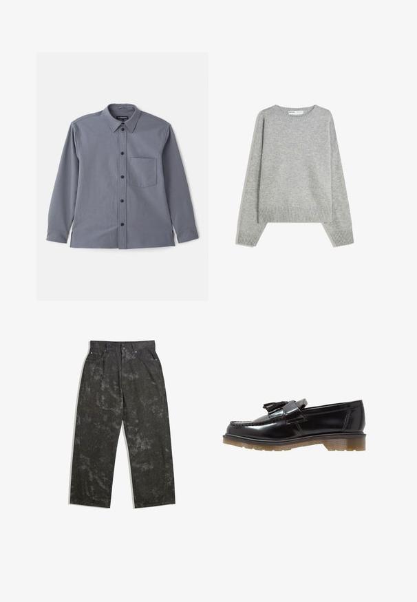 Sivá košeľa s dlhým rukávom, s golierom na zapínanie, náprsné vrecko a čierne gombíky. Vyrobená z hladkej látky s jemnou textúrou.; Šedý pletený sveter s okrúhlym výstrihom, rebrovanými manžetami a spodným lemom, ktorý má voľný strih a mäkkú textúru.; Tmavošedé denimové nohavice s voľným strihom, zdobené jemnými melírovanými vzormi a kovovými akcentmi. Dizajn s piatimi vreckami.; Čierne lakované kožené poltopánky s vrkočovým dizajnom, ozdobou v tvare strapcov a robustnou, štruktúrovanou gumovou podrážkou. Bočný pohľad ukazuje štíhlu siluetu.