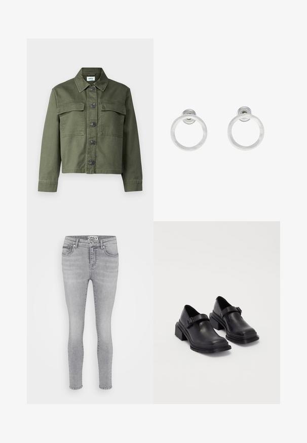 Olivengrønt denimjacke med krave, frontlukning med knapper og to brystlommer. Stoffet har en glat tekstur og en let struktureret pasform.; Tre langærmede crop tops stablet, farverne hvid, beige og dæmpet teal, med runde halsudskæringer på en lys grå baggrund.; Lysegrå skinny jeans lavet af denim med standard fem-lommer-design, bæltestropper og lukning med knappgylp.; Sorte lædersko med rund tå, flad sål og en rem med spænde detaljer. Chunky blokhæl for øget stabilitet.; Sølvmetalløreringe med en børstet tekstur, der har et cirkulært design og en klar post til sikker bæring.