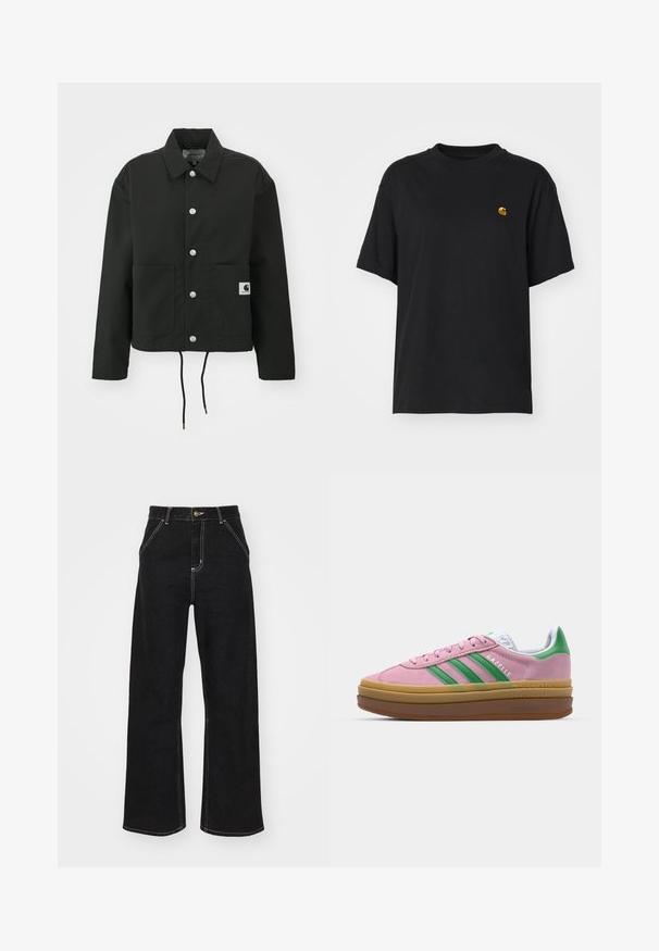 Schwarz gekürzte Jacke aus strapazierfähigem Stoff. Mit klassischem Kragen, silbernen Druckknöpfen, zwei Fronttaschen und verstellbarem Kordelzug am Saum.; Schwarzes Baumwoll-T-Shirt mit lockerer Passform. Hat einen Rundhalsausschnitt und kurze Ärmel. Enthält ein kleines, goldfarben gesticktes Logo auf der Brust.; Schwarze weit geschnittene Jeans aus Denim, mit kontrastierenden weißen Nähten und einem vorderen Knopfverschluss, ausgestattet mit zwei schrägen Fronttaschen.; Rosa Wildledersneaker mit grünen Streifen, weißen Akzenten und einer braunen Gummisohle. Verfügt über strukturierten Stoff und Logodetails an der Seite.