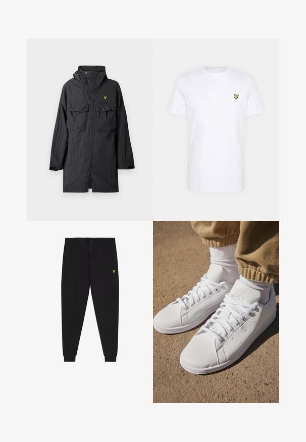 Lyle & Scott GUARD - Parka - black ice; Witte katoenen T-shirt met een klein zwart en geel geborduurd logo op de linkerborst. Korte mouwen en een ronde hals.; Zwarte joggingsbroek met elastische taille en trekkoord, taps toelopende pijpen met boorden en een klein geel geborduurd logo op de rechterdij.; Witte leren sneakers met een gladde oppervlakte, met een klassieke vetersluiting, perforaties voor ademend vermogen en een gestructureerde rubberen buitenzool.