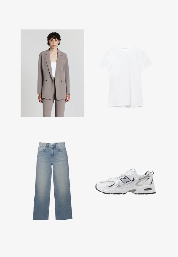 Calliope Cappotto corto - fango melange; T-shirt bianco a maniche corte realizzato in tessuto liscio, caratterizzato da un colletto rotondo e dettagli di cucitura discreti all'orlo.; Jeans a gamba larga di un azzurro chiaro, realizzati in denim, con vita alta, tasche frontali e chiusura con bottone. Texture liscia con zone sbiadite.; Scarpa sportiva bianca con tomaia in mesh, dettagli in blu marino e suola imbottita. Presenta il logo "N", lacci e dettaglio texturizzato sul lato.