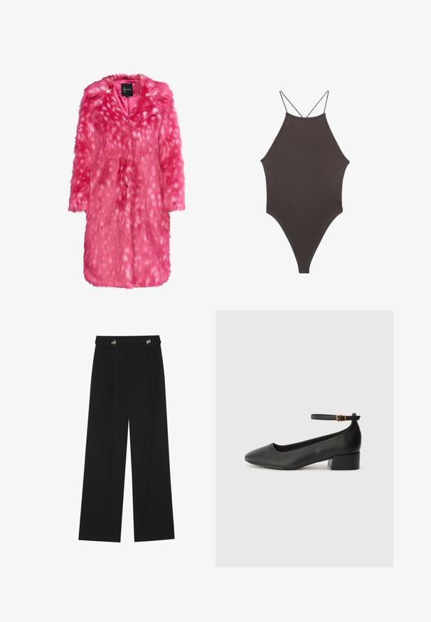 Faux fur frakke i lys pink med en blød tekstur, der har spredte hvide pletter, en krave og knaplukninger. Løs pasform og lårlang.; Brun højhalset heldragt badedragt med tynde, justerbare stropper; har højt skåret ben og glat tekstur. Ingen mønstre eller udsmykninger.; Sorte vide bukser med høj talje, knapdetaljer på taljebåndet og frontfald.; Sorte læderpumper med spids tå og en lav blokhæl. Har en ankelrem med en guldfarvet spænde. Glat tekstur.