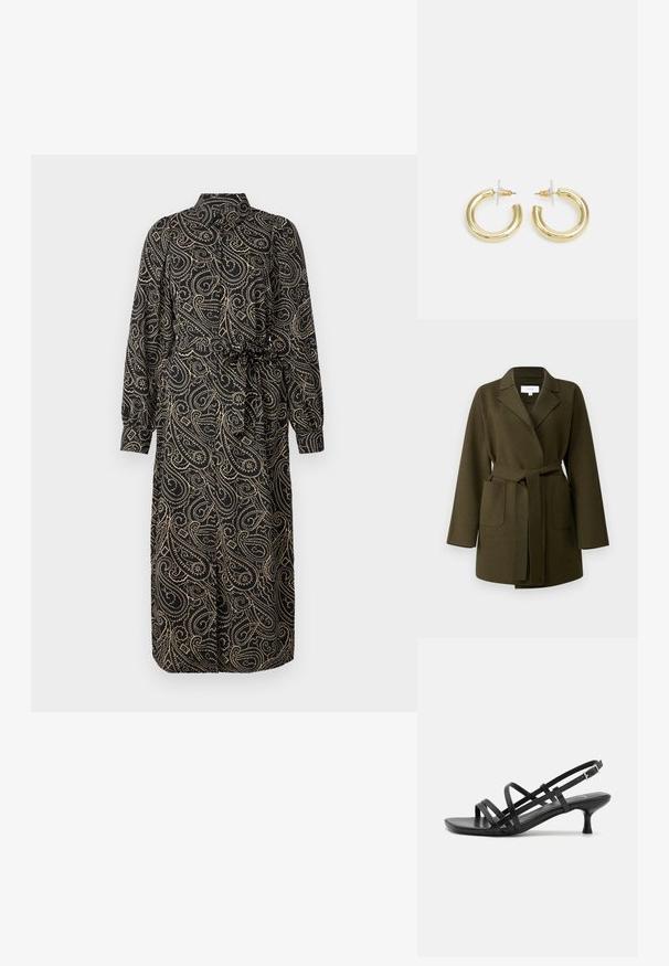 VILA VIJUICE BELT JACKET - Κλασικό παλτό - four leaf clover; Μαύρο φόρεμα με μακριά μανίκια και γιακά, διακοσμημένο με χρυσό σχέδιο paisley, σφιχτή μέση και μήκος έως το γόνατο. Μαλακό, ρέον ύφασμα.; Μαύρες ψηλοτάκουνες σάντλας με πολλαπλές διασταυρούμενες λωρίδες. Λείο υλικό, μυτερή μύτη και στενός τακούνι. Ρυθμιζόμενη λωρίδα στον αστράγαλο με αγκράφα.; Μαύρη τσάντα hobo από λεία υλικό που μοιάζει με δέρμα με στροβιλιστή λαβή, διαθέτοντας μαλακή, στρογγυλή μορφή και κλείσιμο με φερμουάρ στο επάνω μέρος.; Χρυσά σκουλαρίκια κρίκοι με ομαλή, γυαλιστερή επιφάνεια. Κυκλικός σχεδιασμός που διαθέτει μια μικρή βάση και διαφανή στήριξη για ασφαλή χρήση.